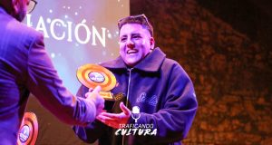 “El mejor negocio es ser buena persona”: Lo más destacado de Premios Nadie Nos Para 2026 Renn OG quedó sorprendido con el reconocimiento que le entregaron.